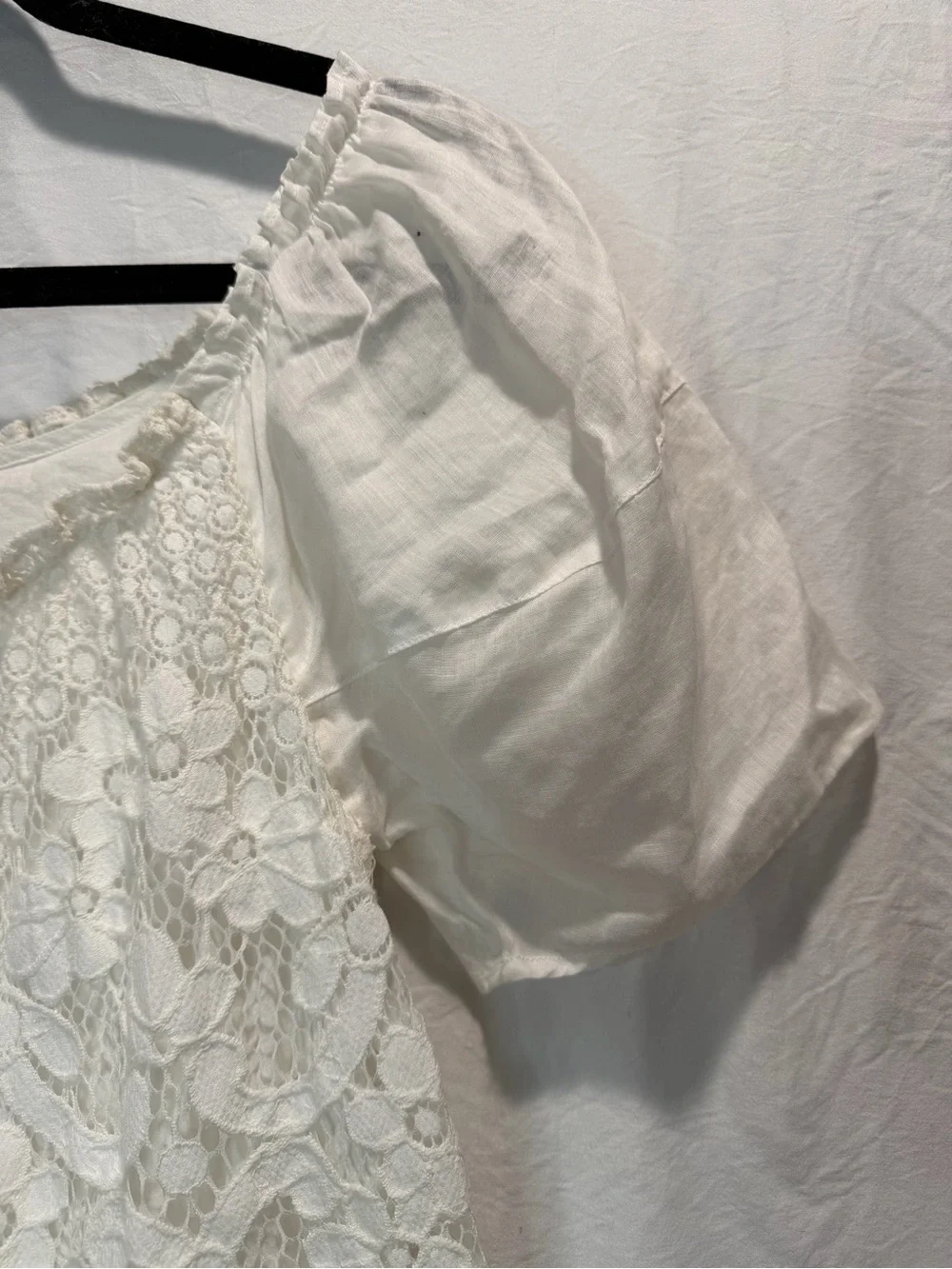 Anthropologie White Lace Puff-Sleeve Peasant Top